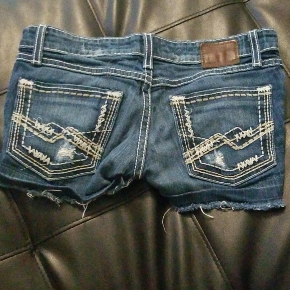 BKE Shorts 25